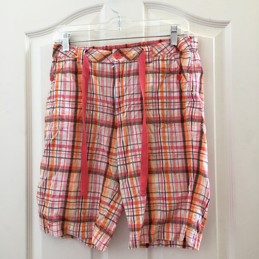 FINAL MARKDOWN Ladies’ IBDiffusion Seersucker Shorts (S)